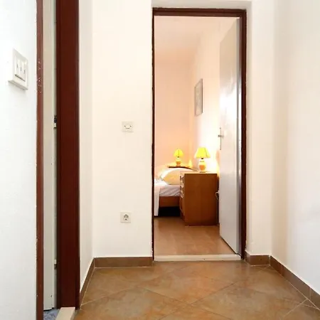 Molunat 3544a Lägenhet *